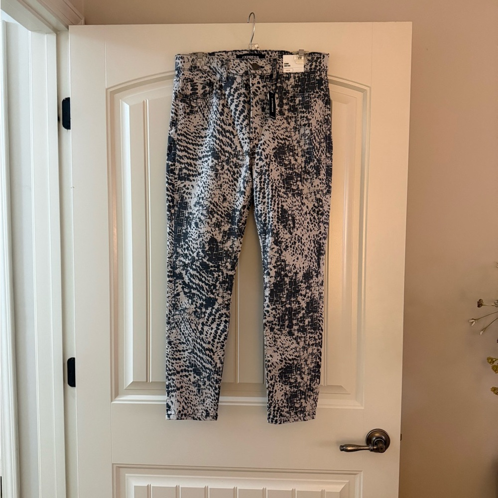 Express Monochrome Patterned Pants
